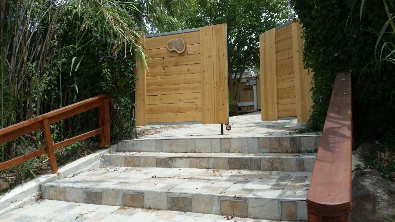 Naftali Albilia Qiryat Shemona Exterior photo